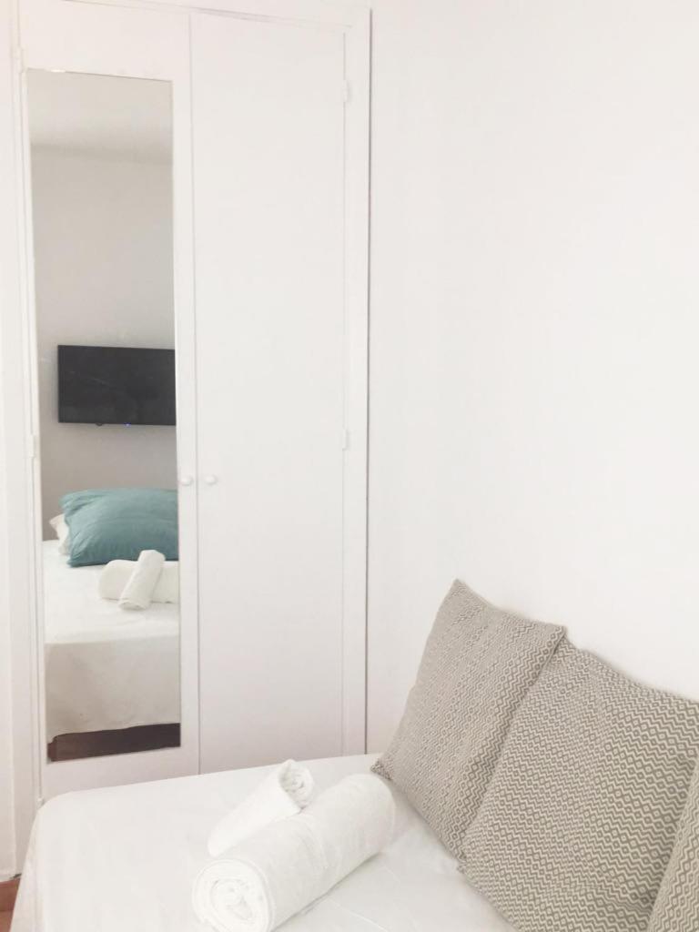 Apartamentos Albertos Santa Eulària des Riu Εξωτερικό φωτογραφία